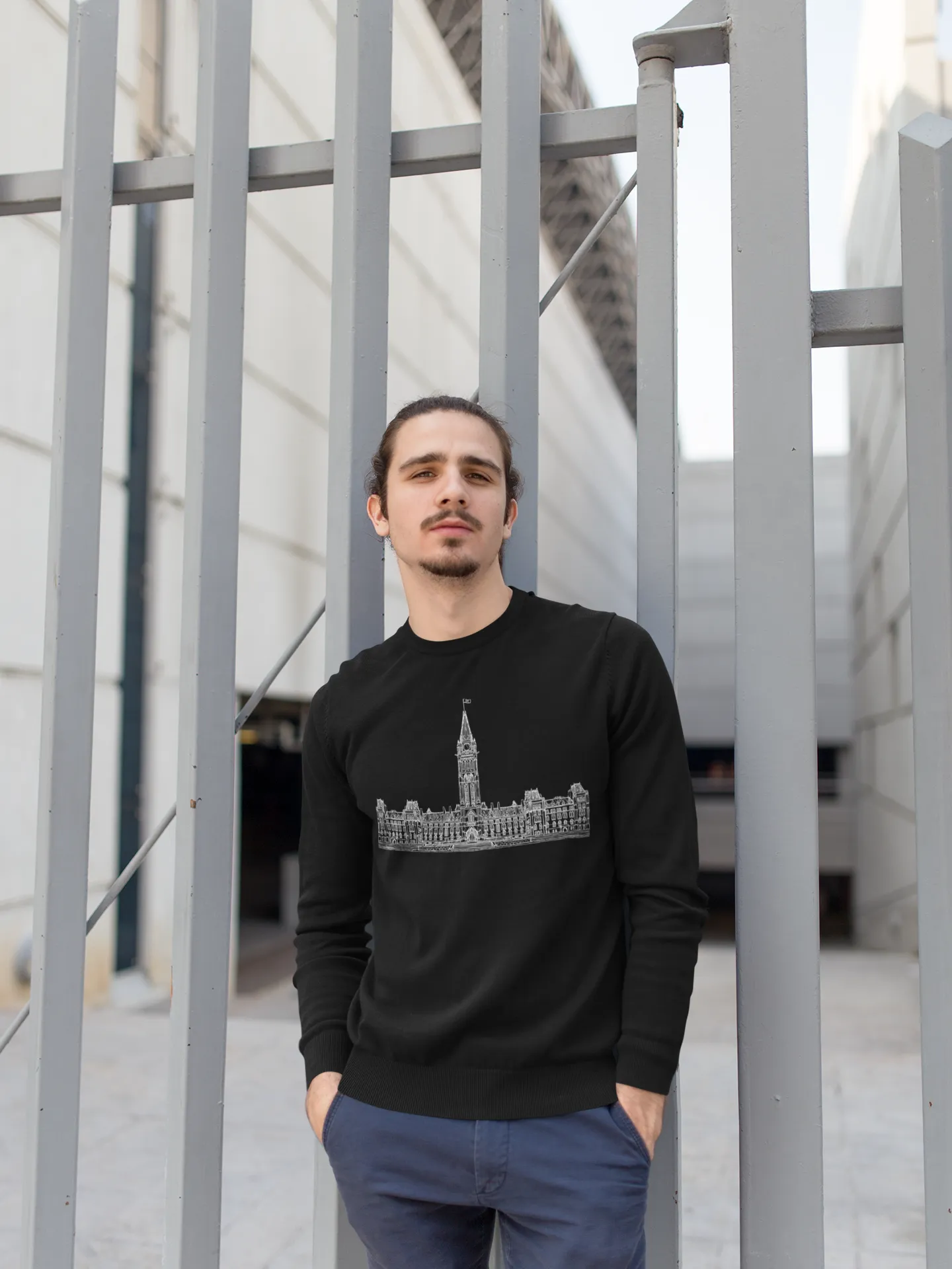 Centre Block - Unisex Heavy Blend™ Crewneck Sweatshirt